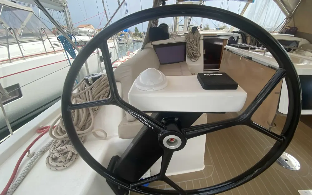 slider 7 Dufour  430Grand Large
