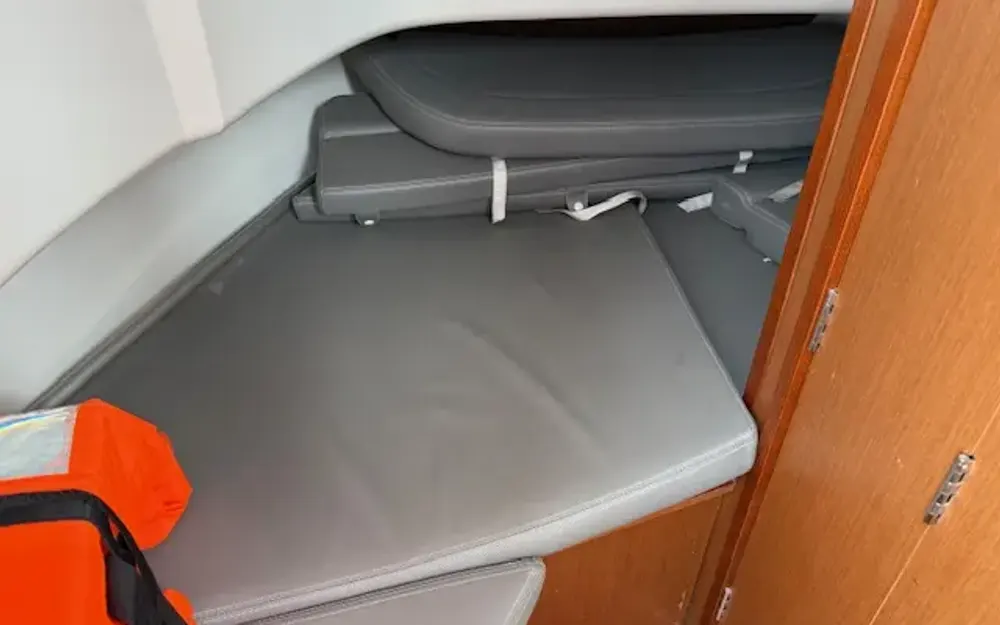 slider 6 Beneteau Barracuda 7