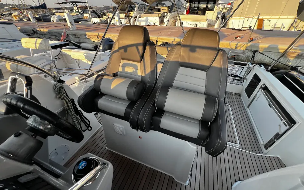slider 15 Jeanneau Cap Camarat 9.0 WA