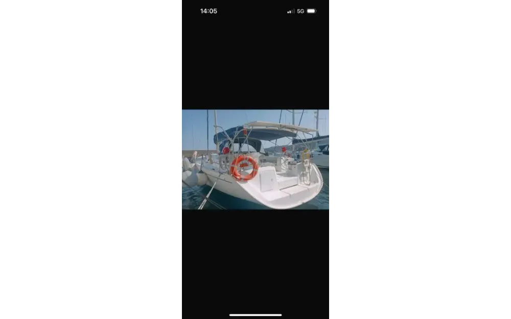 slider 1 Beneteau Cyclades 50.4