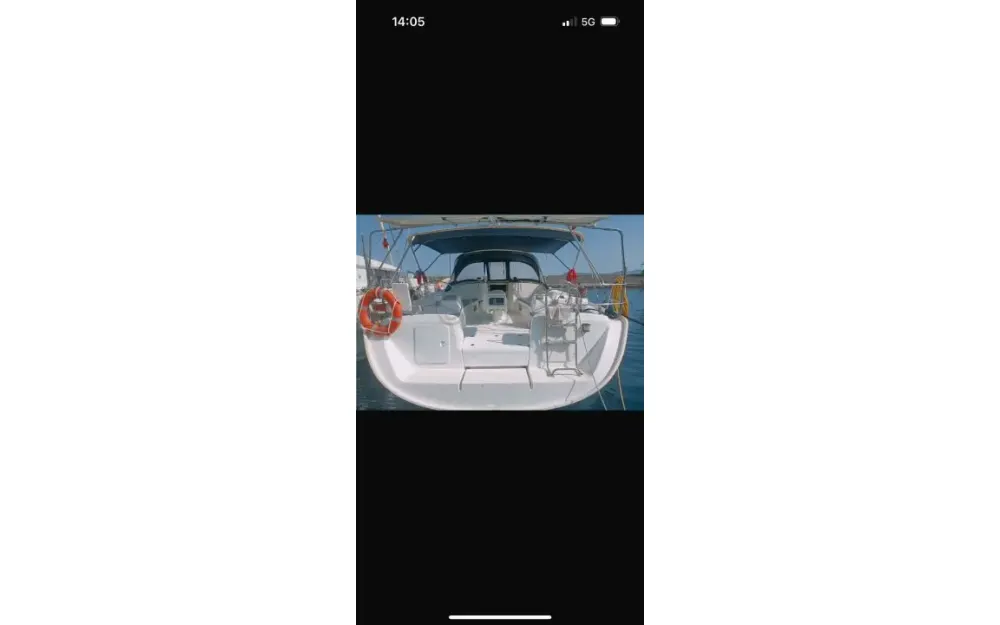 slider 2 Beneteau Cyclades 50.4