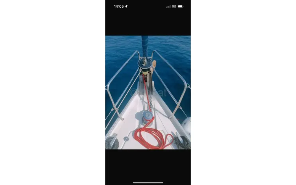 slider 3 Beneteau Cyclades 50.4