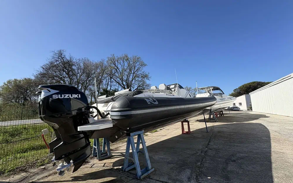 slider 16 Nuova Jolly Prince 38 CC