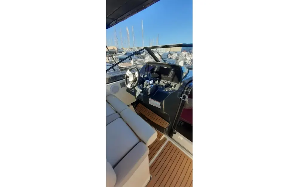 slider 5 Quicksilver Activ 875 Sundeck
