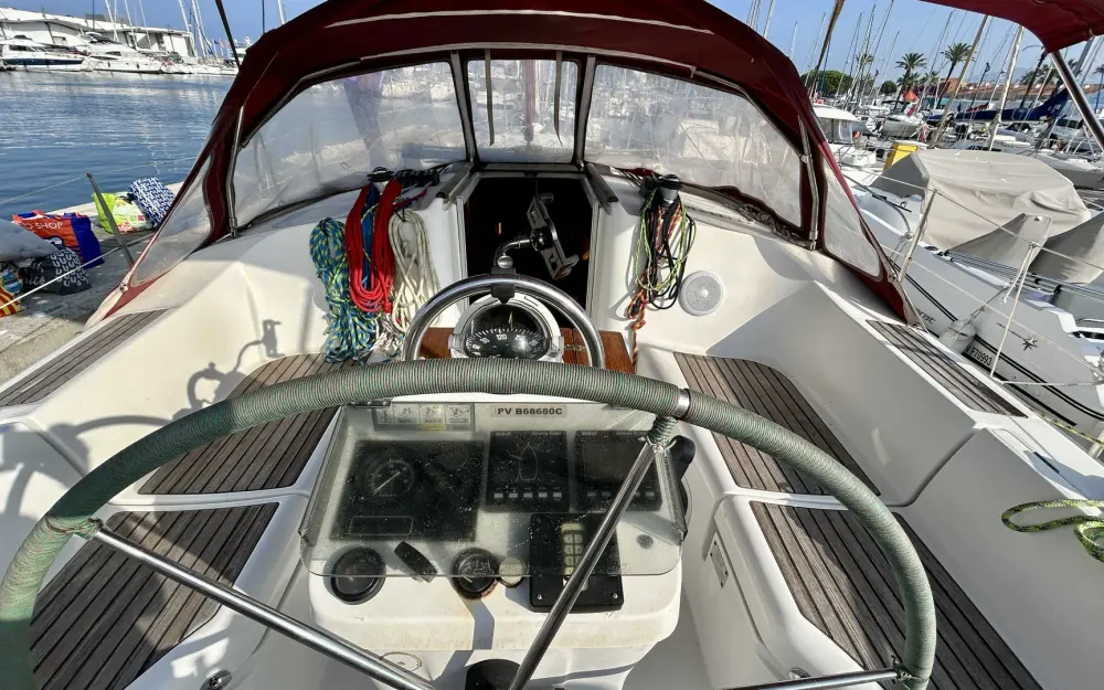 slider 6 Beneteau Oceanis 361 Clipper
