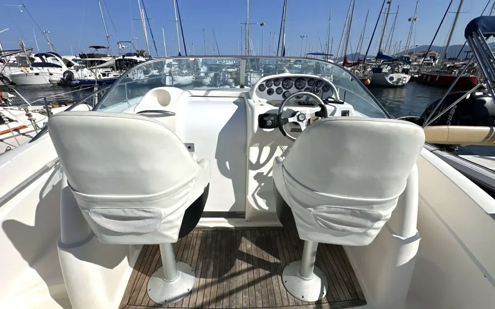 slider 9 Rio  850 Day Cruiser