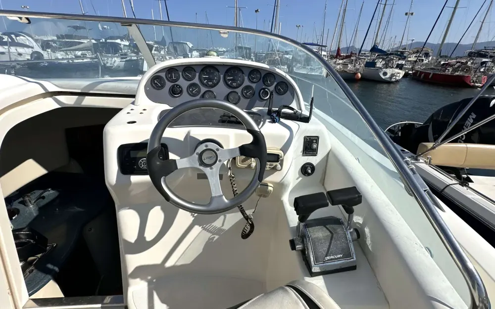 slider 11 Rio  850 Day Cruiser