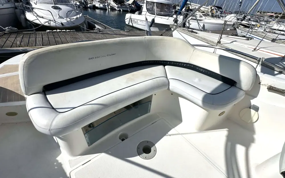 slider 8 Rio  850 Day Cruiser
