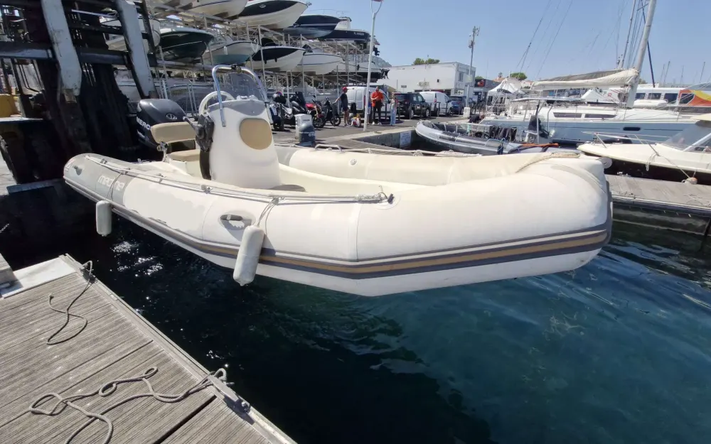 slider 6 Zodiac Medline 500