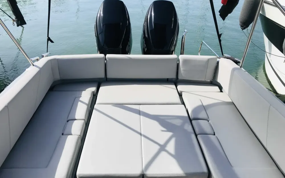 slider 9 Joker Boat Clubman 30