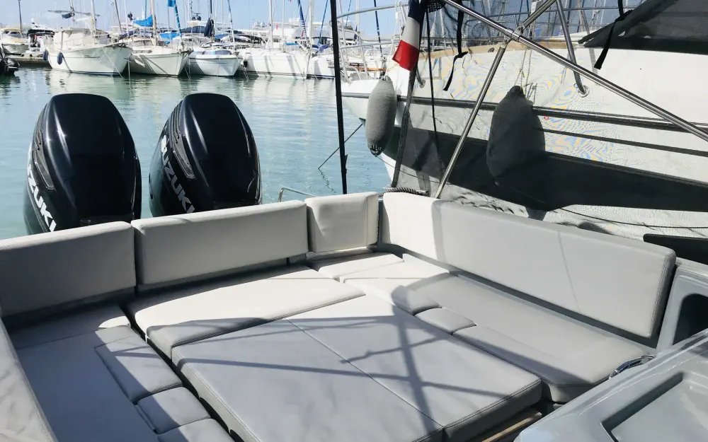 slider 11 Joker Boat Clubman 30