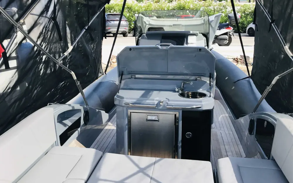 slider 13 Joker Boat Clubman 30