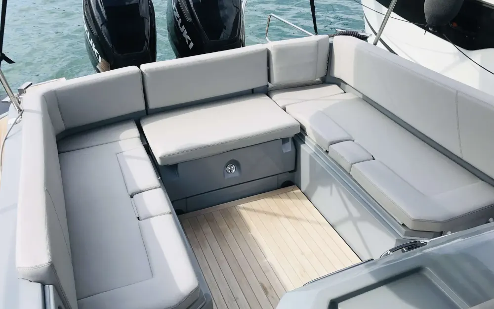 slider 7 Joker Boat Clubman 30
