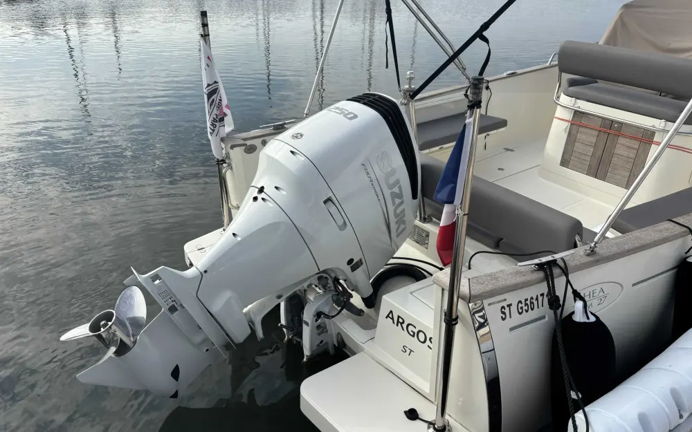 slider 1 Rhea  27 Open