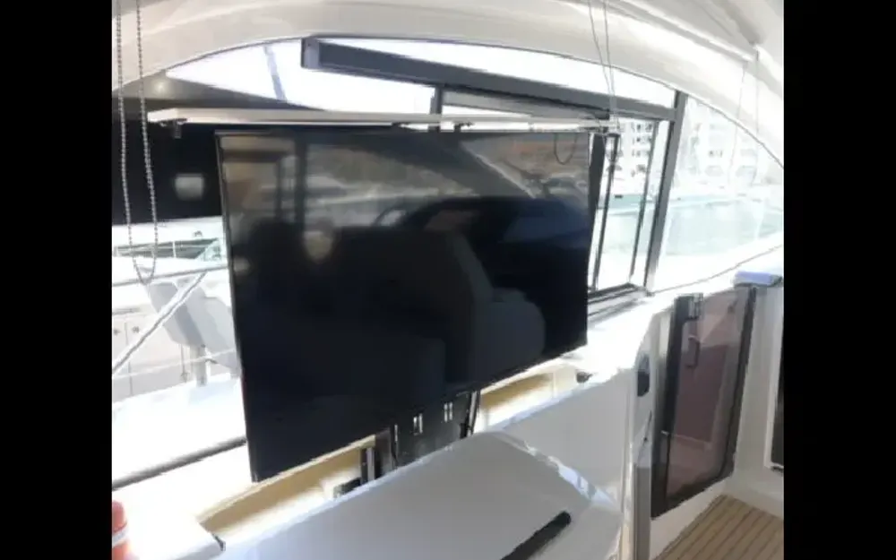 slider 11 Beneteau Gran Turismo 45