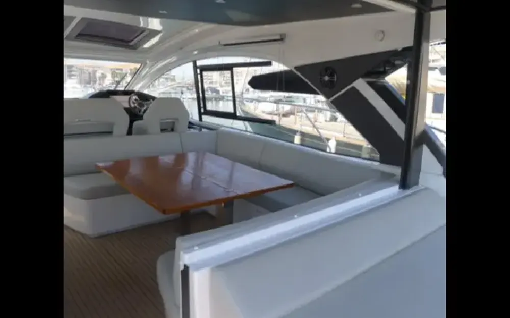 slider 14 Beneteau Gran Turismo 45