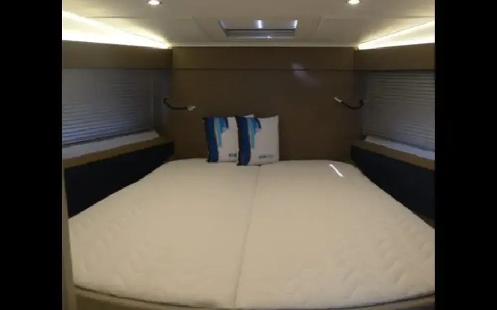 slider 32 Beneteau Gran Turismo 45