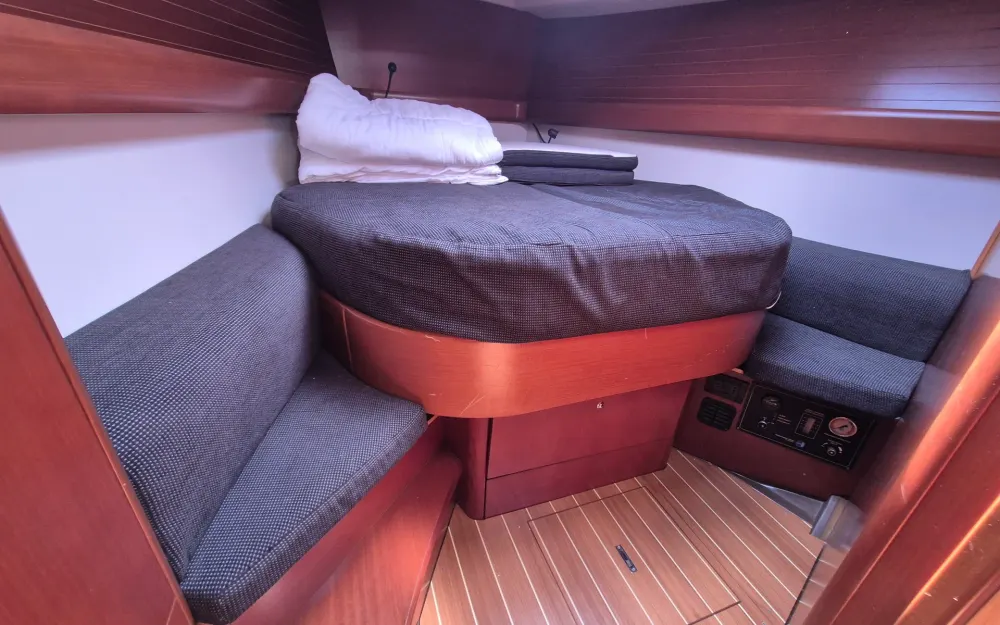 slider 6 Grand Soleil  43
