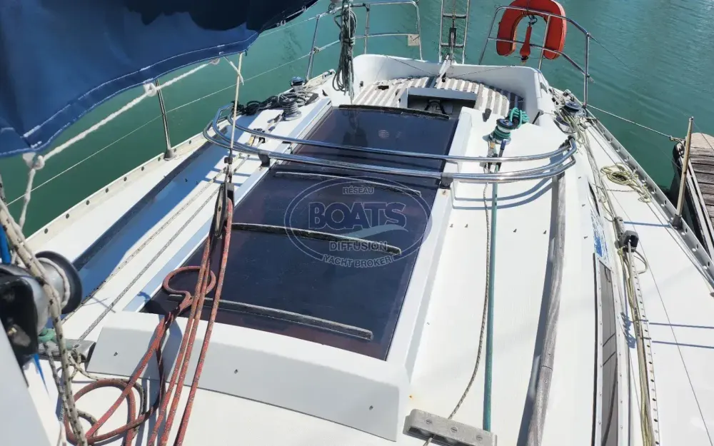 slider 10 Beneteau First 325