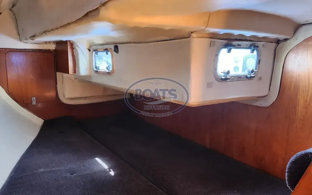 slider 12 Beneteau First 325