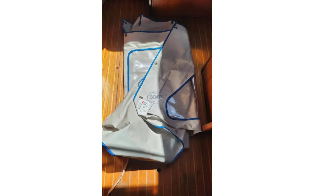 slider 14 Beneteau First 325