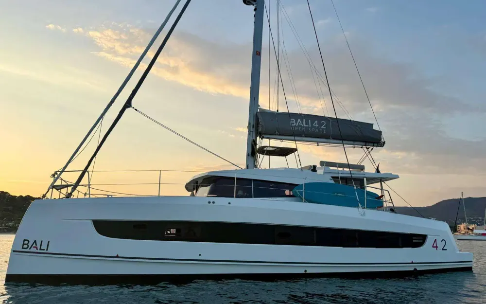slider 0 Bali Catamarans Bali 4.2
