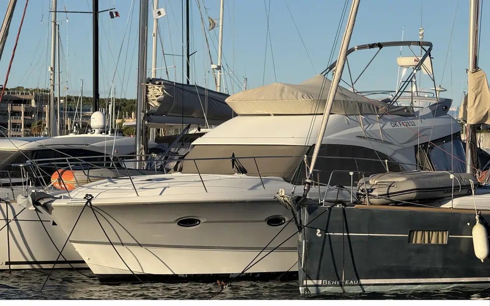 slider 0 Beneteau Antares 42