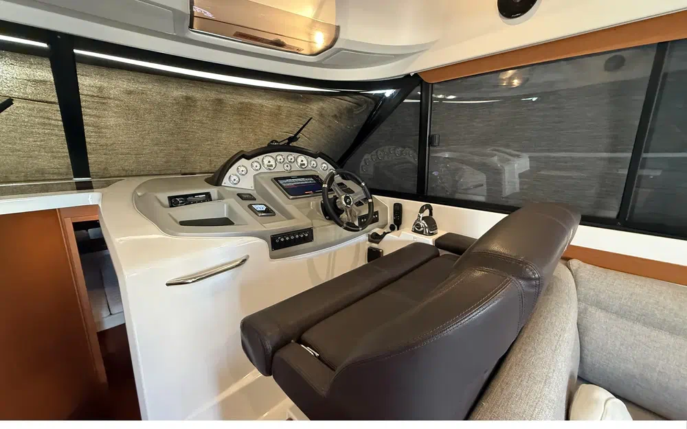 slider 14 Beneteau Antares 42