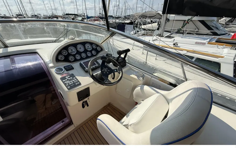 slider 8 Bavaria Sport 27