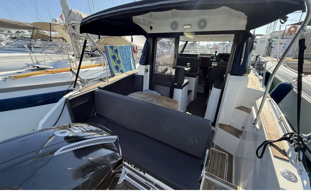 slider 12 Parker  790 Explorer