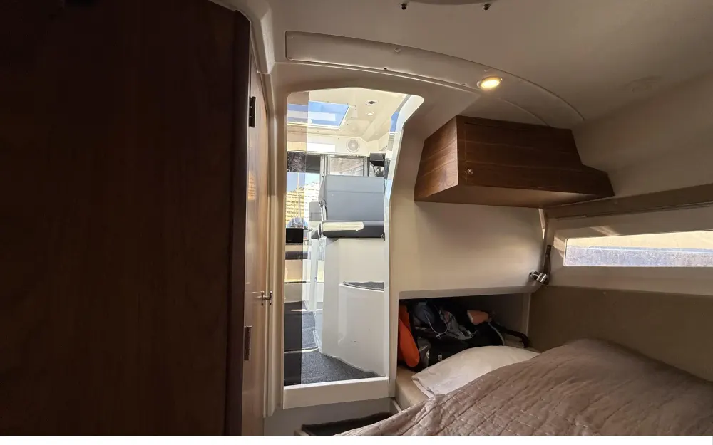 slider 18 Parker  790 Explorer