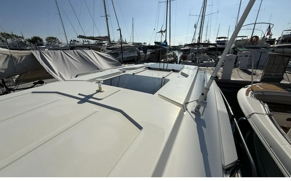 slider 2 Parker  790 Explorer