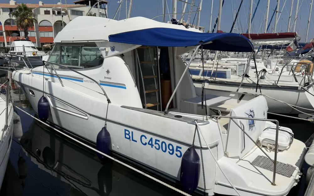 slider 0 Jeanneau Merry Fisher 925