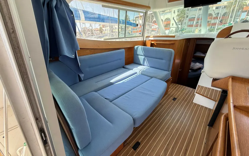 slider 17 Jeanneau Merry Fisher 925