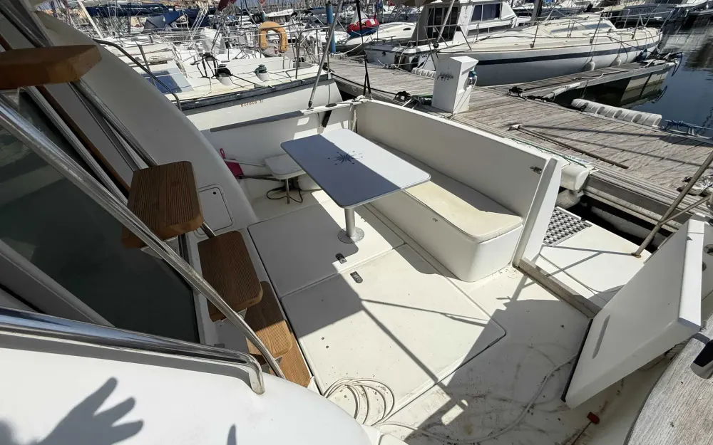 slider 5 Jeanneau Merry Fisher 925