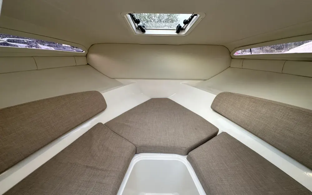 slider 15 Bayliner VR5 Cuddy