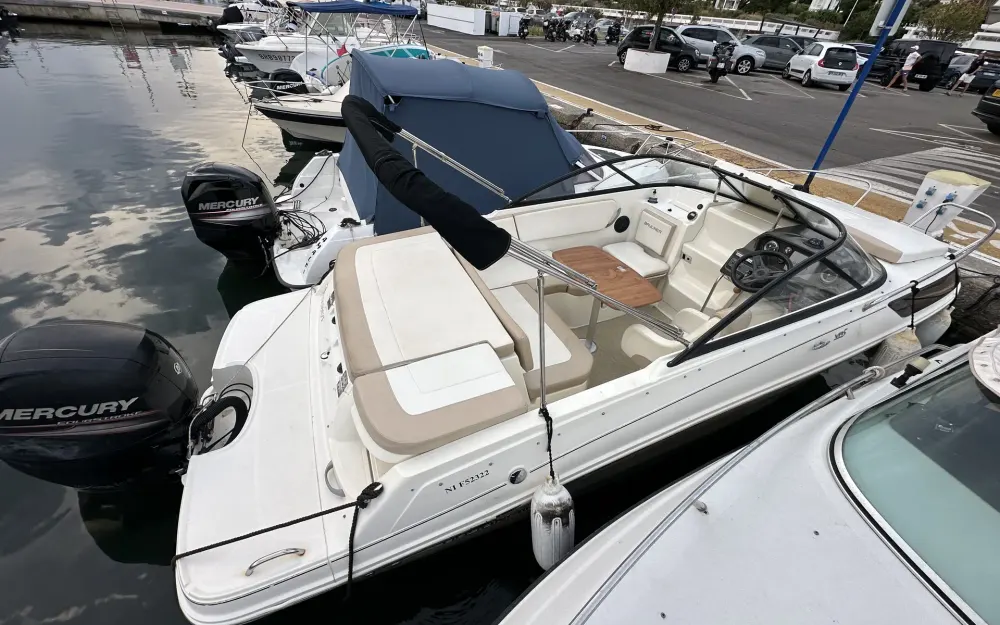 slider 5 Bayliner VR5 Cuddy
