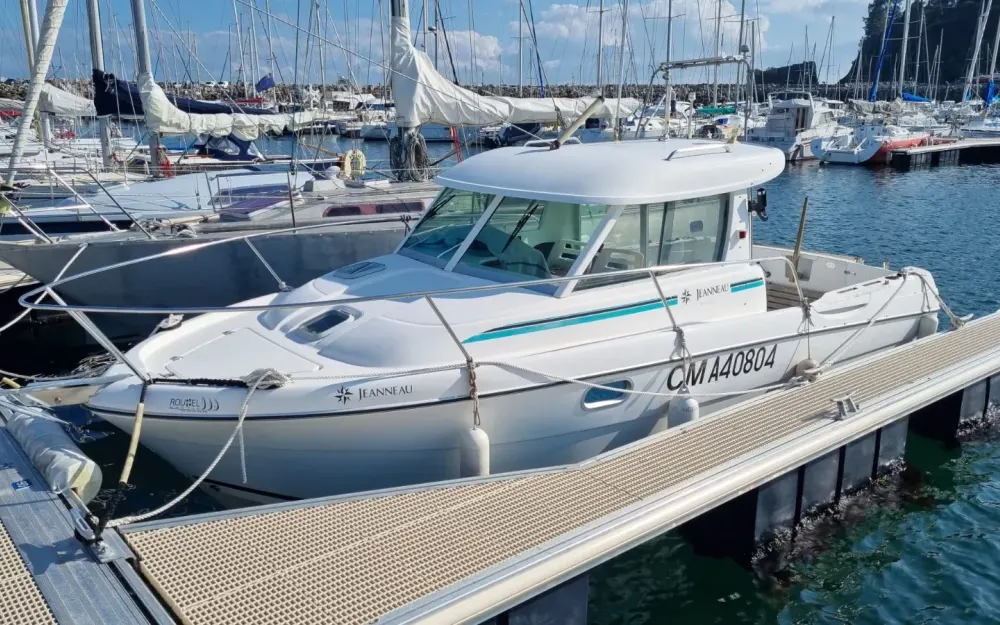 slider 13 Jeanneau Merry Fisher 695