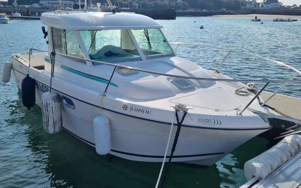 slider 0 Jeanneau Merry Fisher 695