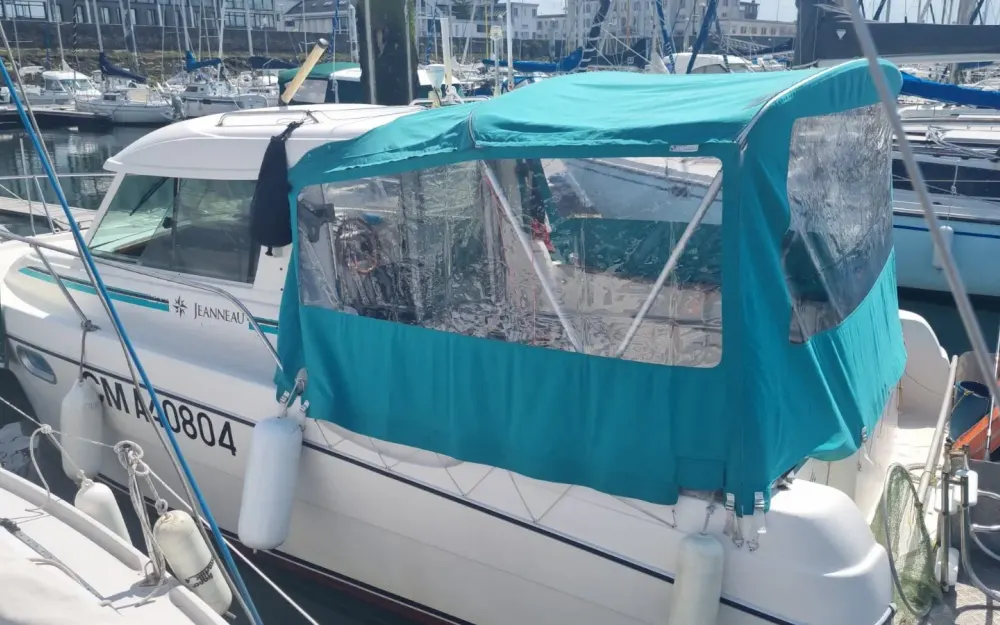 slider 5 Jeanneau Merry Fisher 695