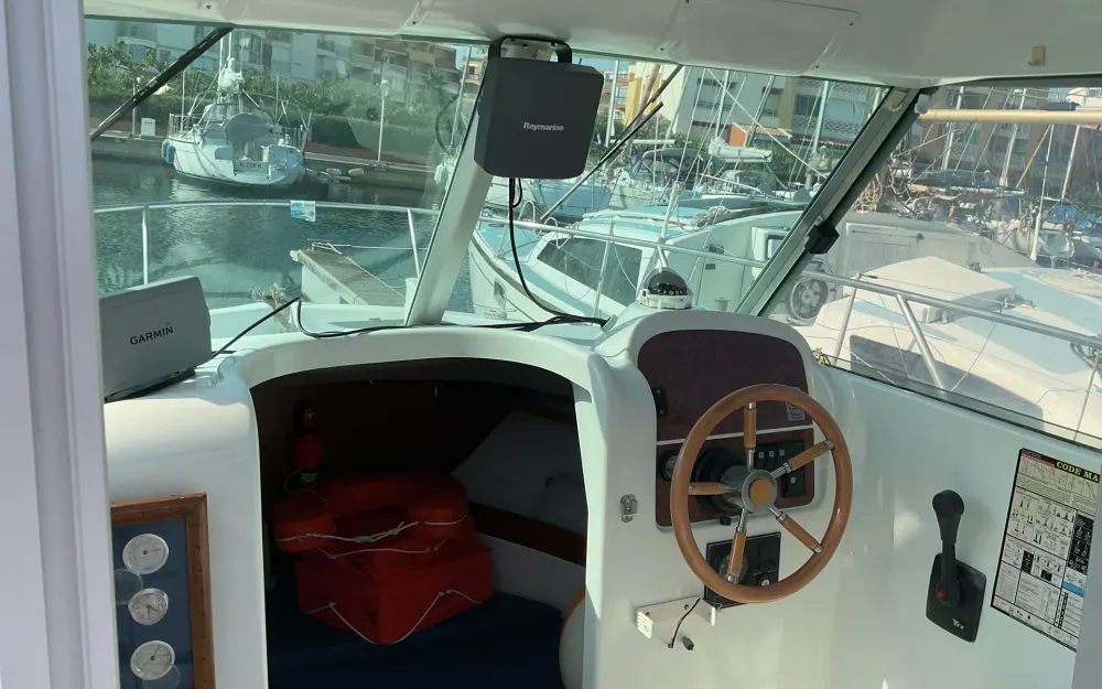 slider 12 Jeanneau Merry Fisher 635