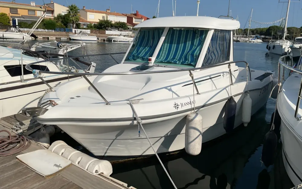 slider 2 Jeanneau Merry Fisher 635