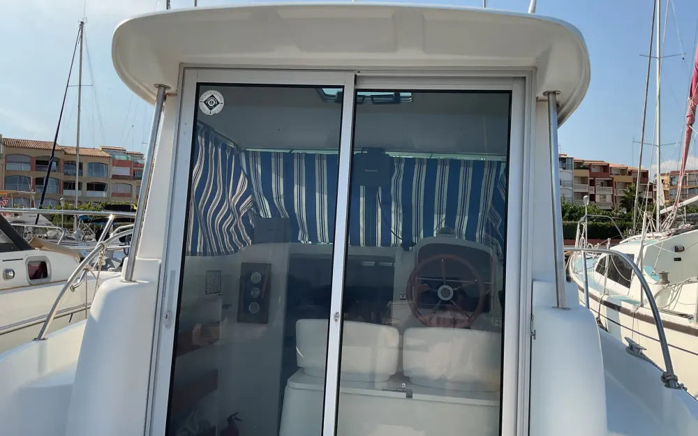 slider 6 Jeanneau Merry Fisher 635