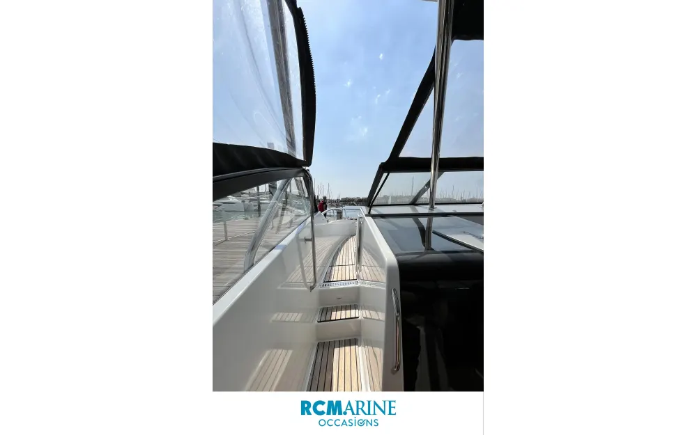 slider 13 Beneteau Flyer 10