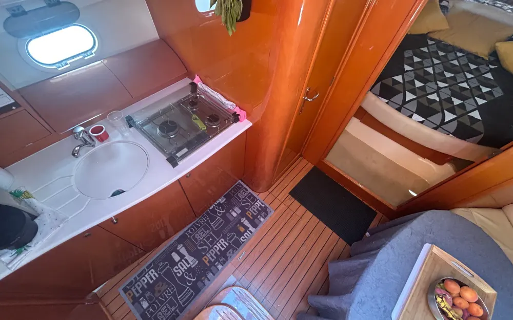 slider 11 Jeanneau Prestige 34