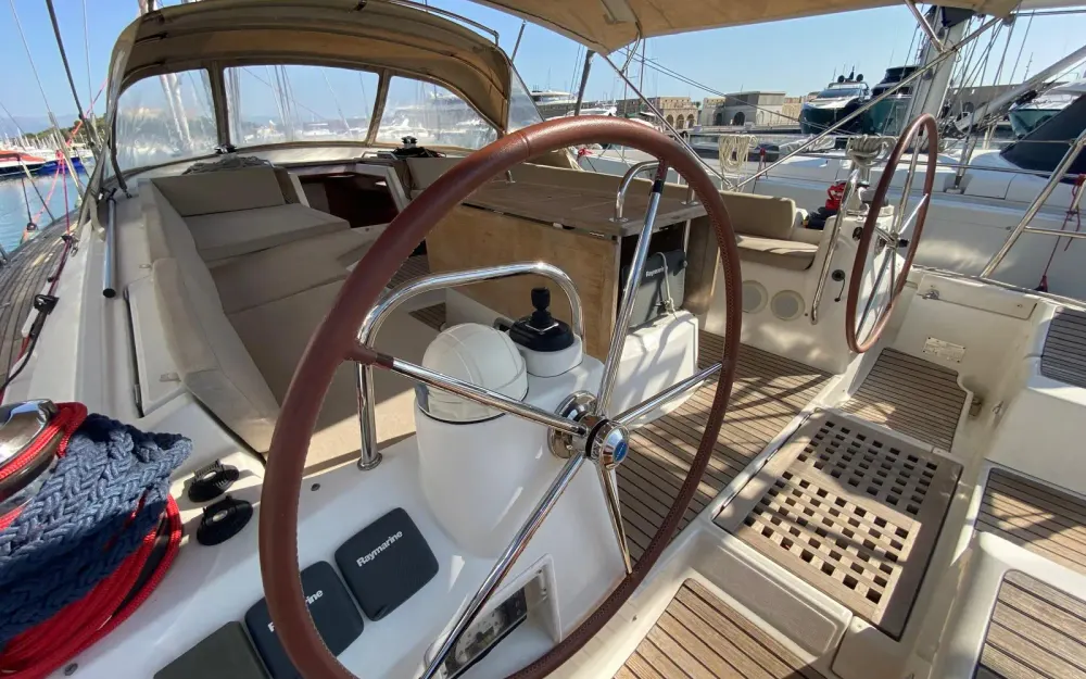 slider 2 Jeanneau  53