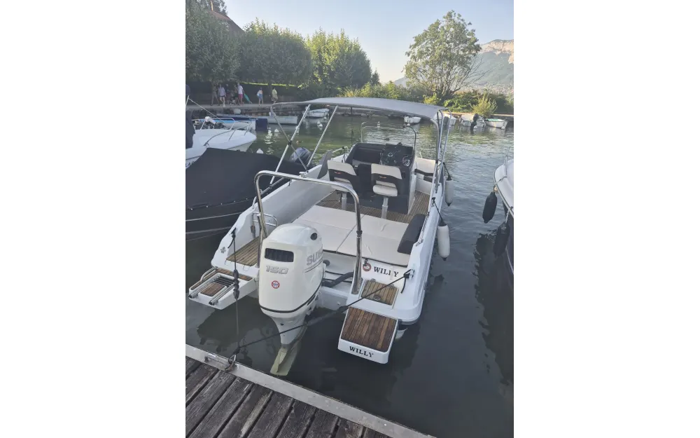 slider 4 Beneteau Flyer 6.6 SPACEdeck