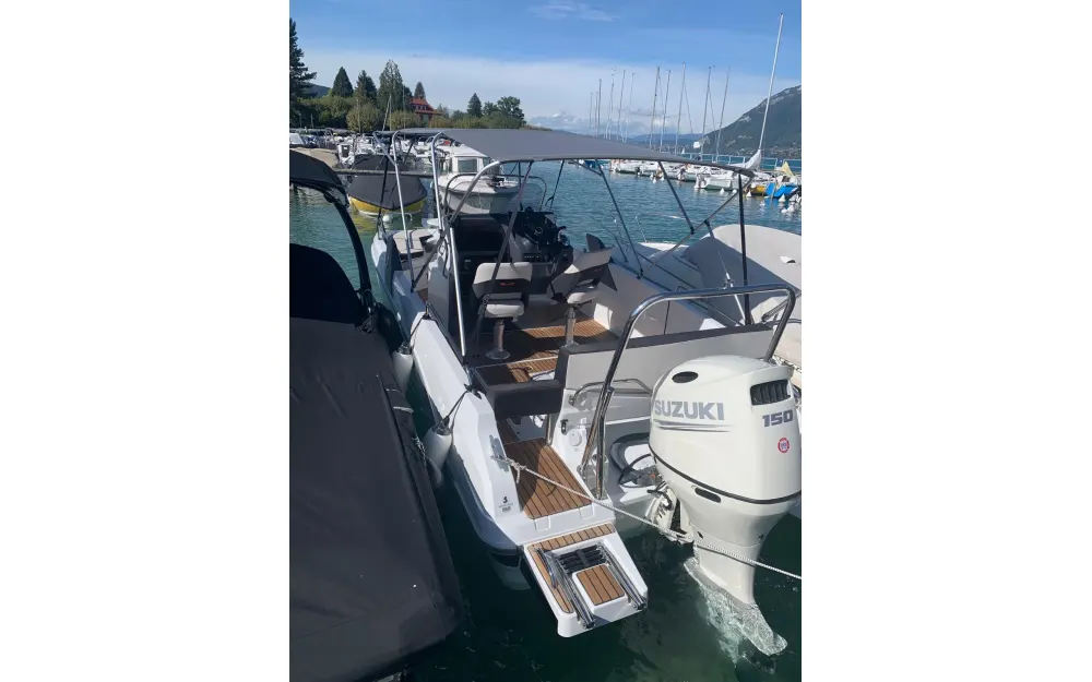 slider 1 Beneteau Flyer 6.6 SPACEdeck