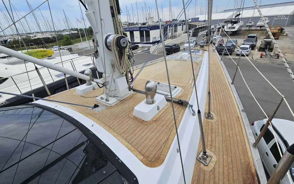 slider 10 Wauquiez Pilot Saloon 60