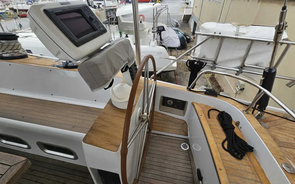 slider 8 Wauquiez Pilot Saloon 60